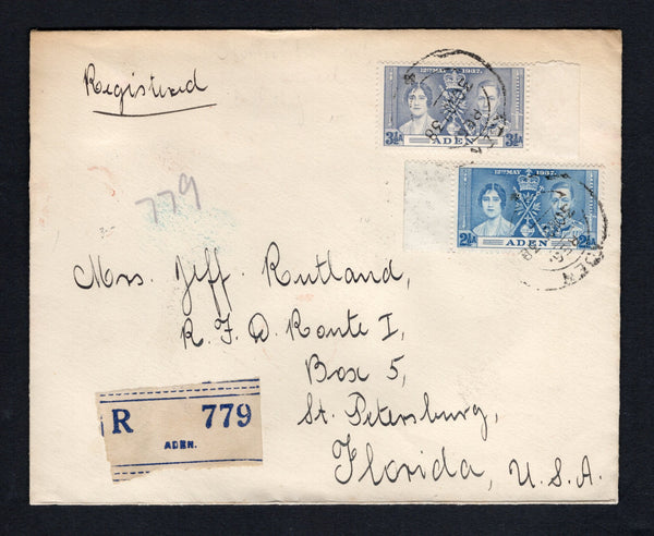 ADEN - 1938 - REGISTRATION: Registered cover franked with 1937 2½a light blue and 3½a grey blue GVI 'Coronation' issue (SG 14/15) tied by ADEN cds's dated 30 NOV 1938 with printed blue on white 'ADEN' registration label alongside. Addressed to USA with transit & arrival marks on reverse. A nice commercial omnibus issue usage.  (ADE44167)