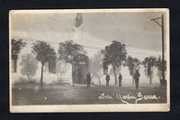 ARGENTINA - 1914 - ISLAND POSTCARD & MILITARY: Circa 1914. Black & white real photographic PPC inscribed 'Isla Martin Garcia' showing soldiers and officers standing outside the gates of the military buildings with the Argentine flag flying above. Unused but with some relevant manuscript on reverse mentioning photographing on the island. A very scarce card.  (ARG/42351)